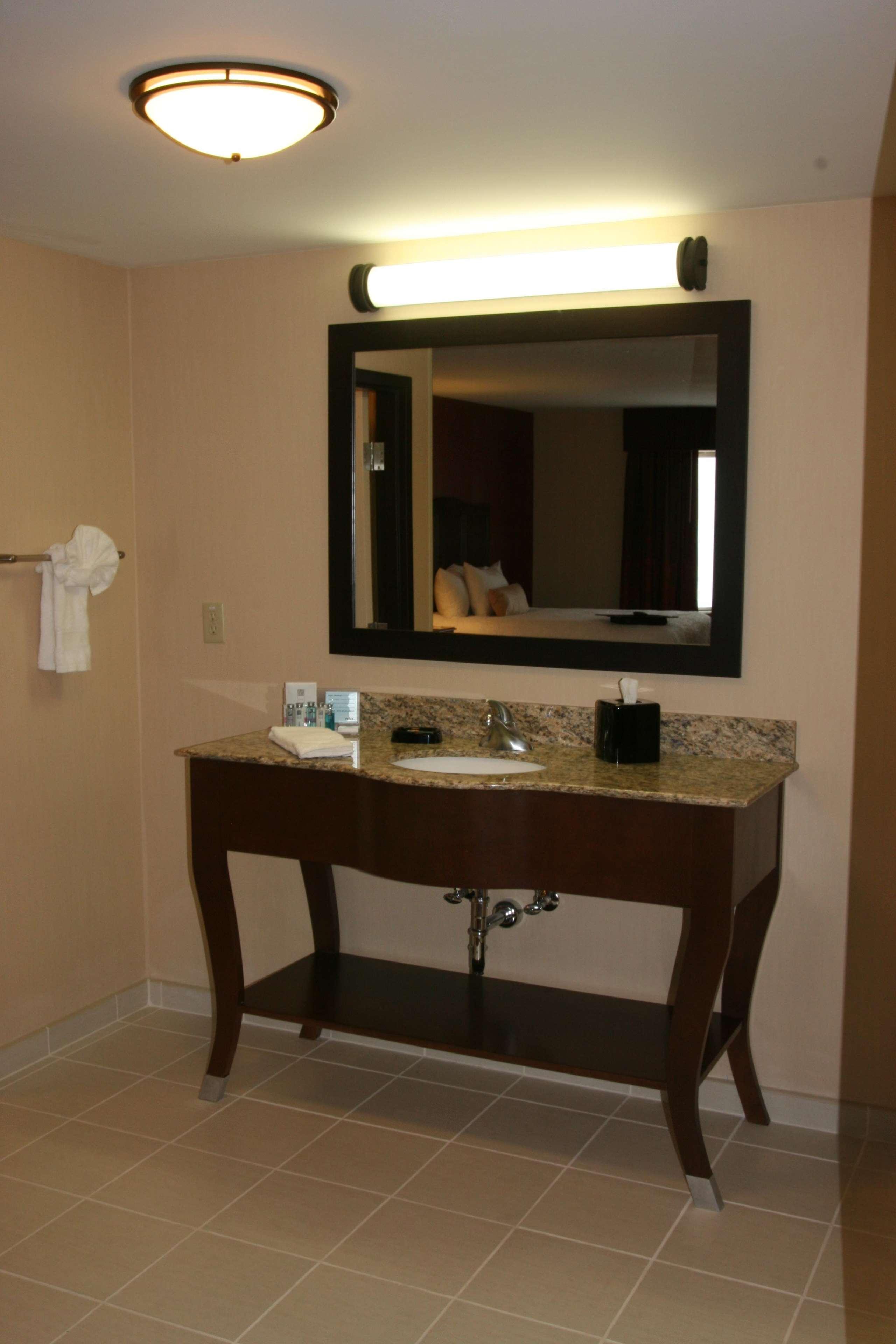Hampton Inn And Suites Peru Rum bild