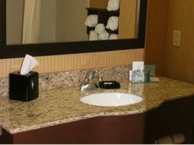 Hampton Inn And Suites Peru Exteriör bild